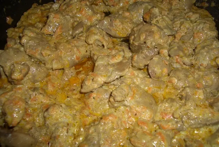 Ароматная печенка с грибами.: шаг 1