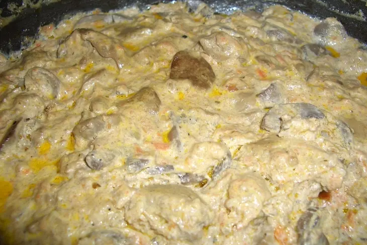 Ароматная печенка с грибами.: шаг 2