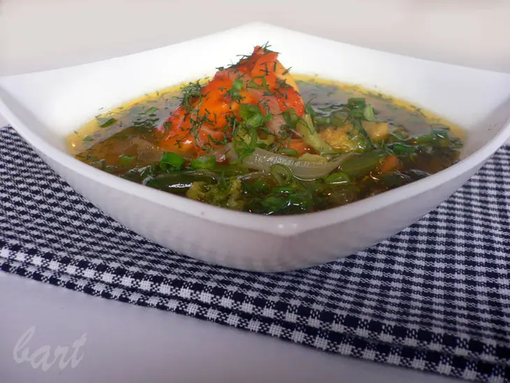 Суп из копченой курицы с зеленой фасолью и брокколи: шаг 5