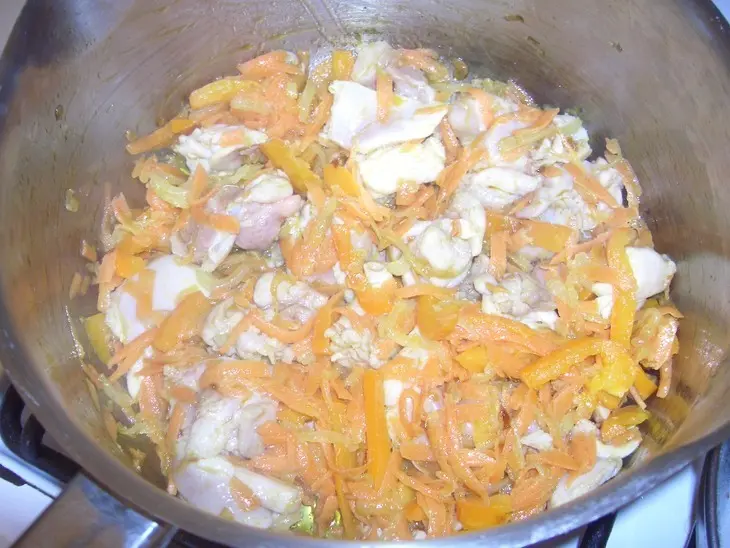 Курица запеченая под рисом: шаг 1