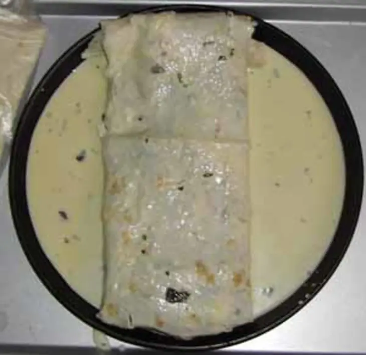 Лаваш со сливочным сыром, зеленью и омлетом: шаг 6