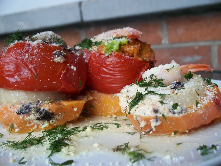 Фаршированые помидоры с креветками и грибами на батате: шаг 3