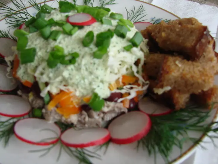 Салат ,, мясной с фасолью,,: шаг 6