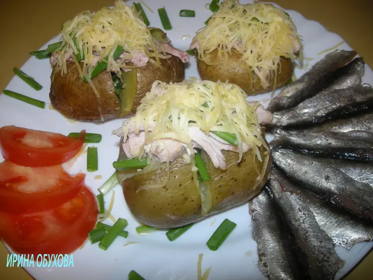 Печёный картофель с острой куриной начинкой.: шаг 4