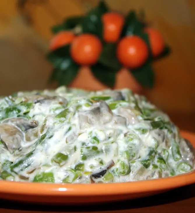 Салат с грибами и зеленой стручковой фасолью: шаг 4