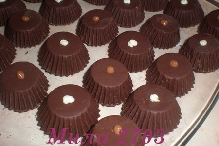 Шоколадные конфеты «ассорти» с клубничной и сливочной начинками: шаг 8