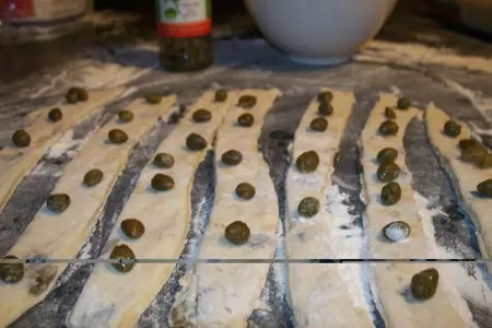 Хворост к пиву из крабового мяса с каперсами: шаг 4