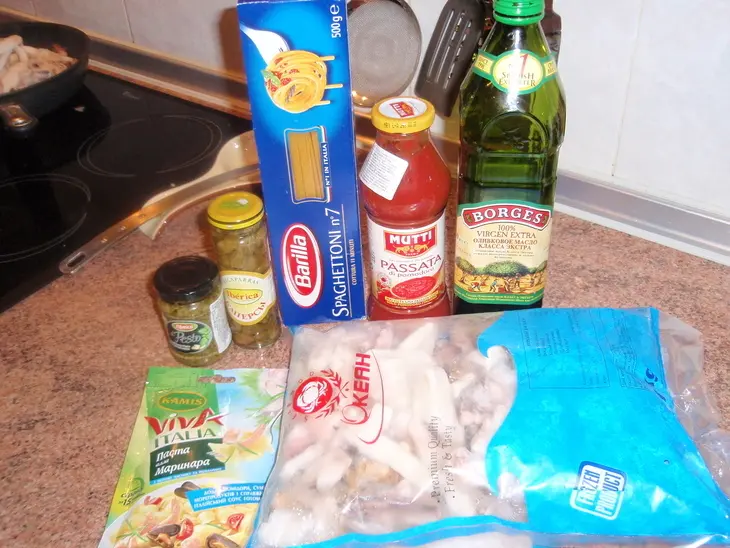 Паста "фрутти ди маре"  (спагетти с морепродуктами): шаг 1