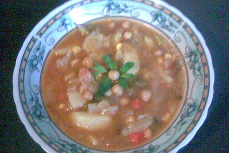 Густой томатный суп с нутом и смесью овощей - острый, пряный, ароматный: шаг 1
