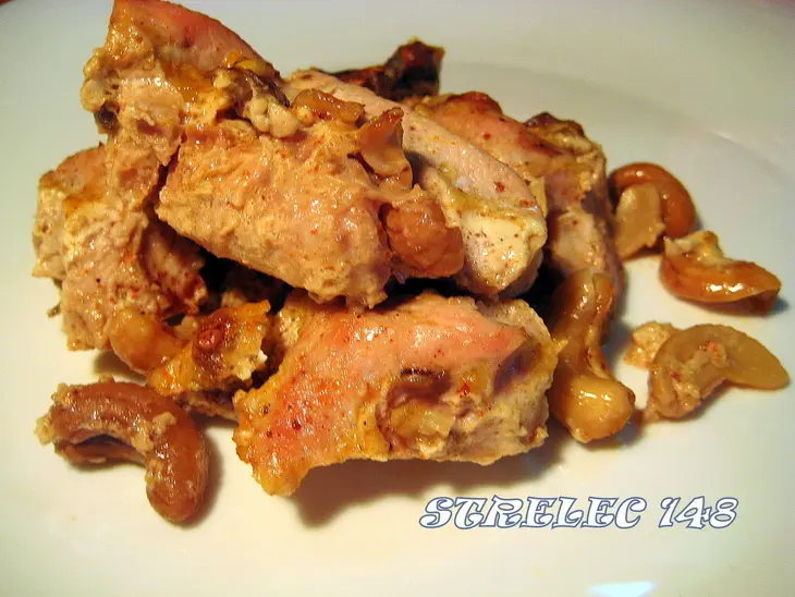 Индейка в сливочно-мандариновом соусе с орехами.: шаг 3