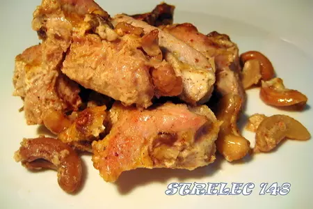 Индейка в сливочно-мандариновом соусе с орехами.: шаг 3