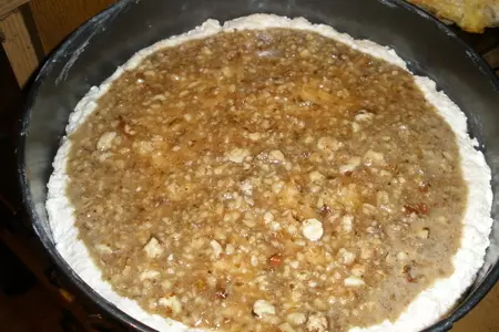Творожный пирог с медом и орехами: шаг 2