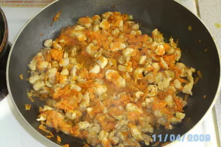 Фаршированные блины из кабачков с мясной начинкой: шаг 2