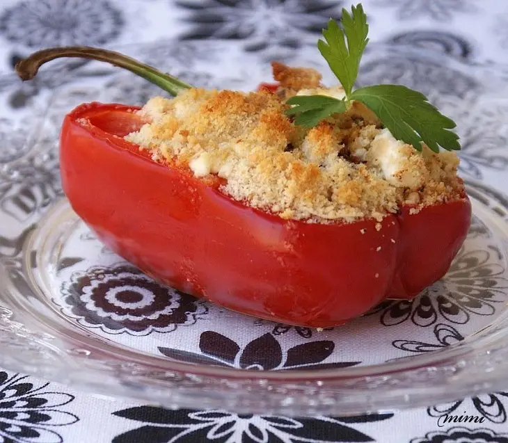 Перец, фаршированный грибами и брынзой: шаг 3