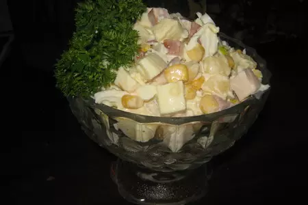 Салат с  ананасом: шаг 3