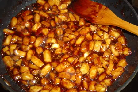 Карамелизированные груши в слойках: шаг 6