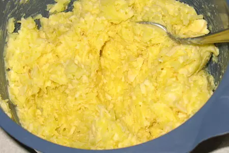 Картофельный «пирог» с курицей и пореем.: шаг 1