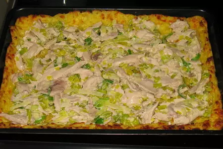 Картофельный «пирог» с курицей и пореем.: шаг 5