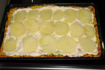 Картофельный «пирог» с курицей и пореем.: шаг 6