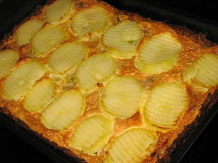 Картофельный «пирог» с курицей и пореем.: шаг 7