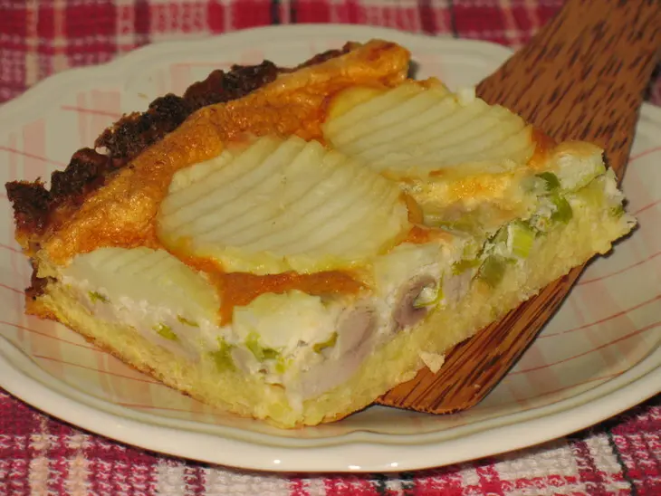 Картофельный «пирог» с курицей и пореем.: шаг 8