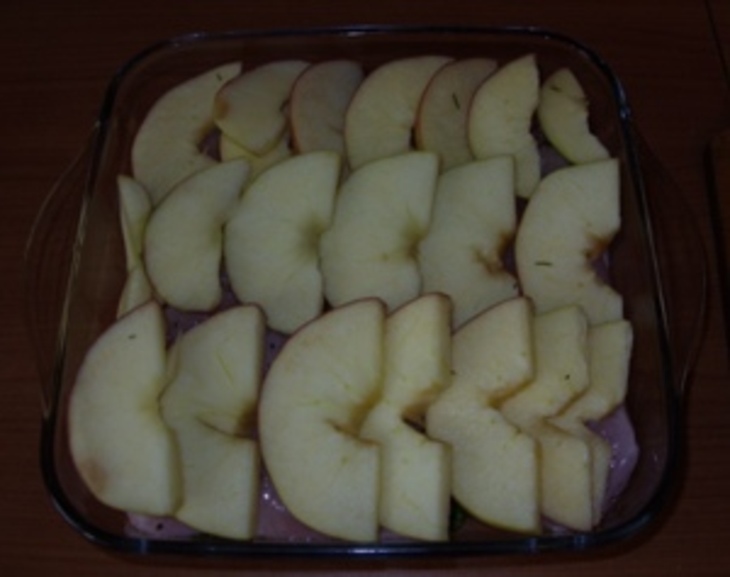 Куриная грудка, запеченная с яблоками и лимоном: шаг 3