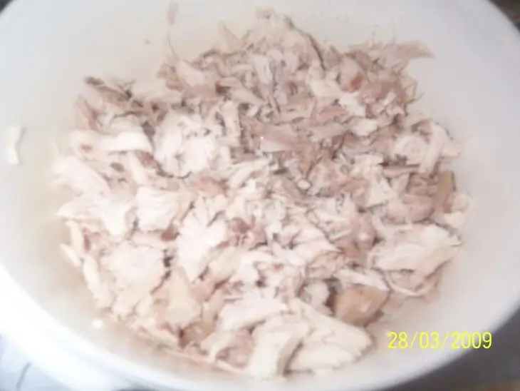 Пирог с курицей и грибами: шаг 1