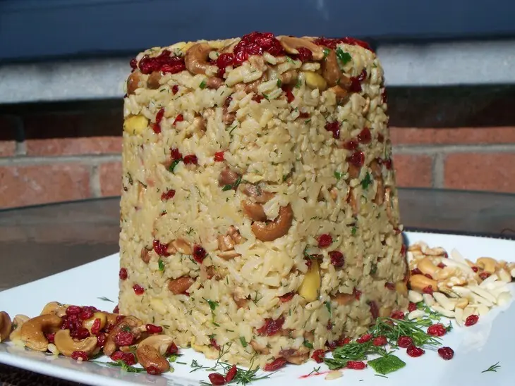 Праздничный рис с орехами и барбарисом: шаг 4