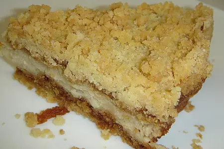 Творожно-яблочный пирог с песочной крошкой: шаг 5
