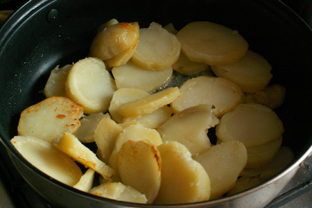 Картофельная тортилья с тунцом: шаг 2