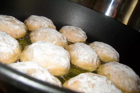 Какао - сырники с апельсиновым соусом.: шаг 1