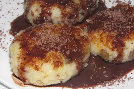 Десертные рисовые котлетки с шоколадным соусом.: шаг 2