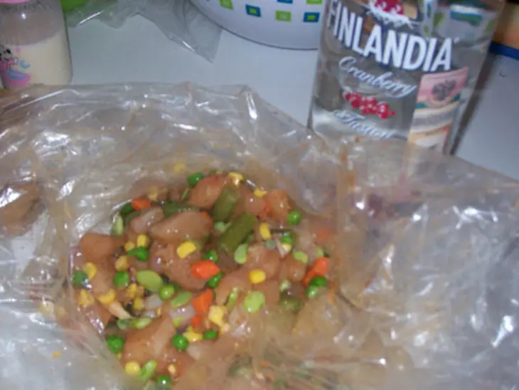 Диетическая курочка с овощами. только для взрослых: шаг 2