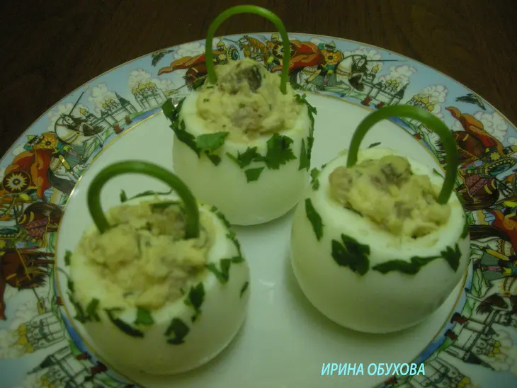 Фаршированные яйца "корзиночки": шаг 4