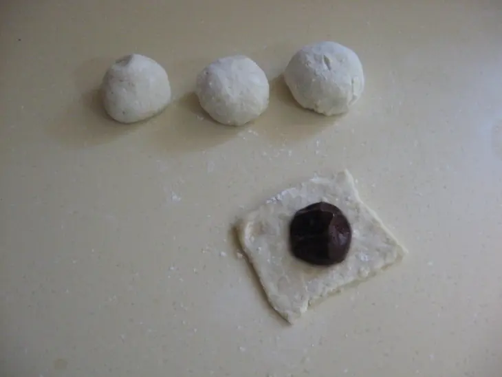 Мясные рулетики и клецки со сливами: шаг 6
