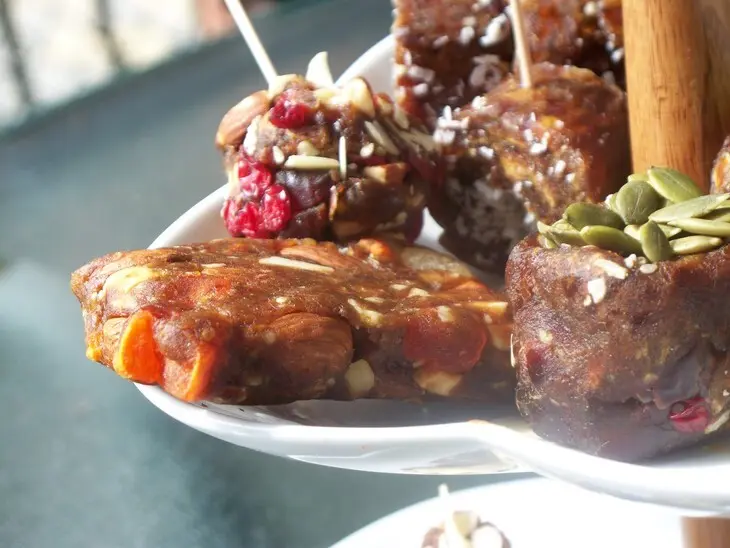 Десерт полезно-вкусный из фиников №2: шаг 4