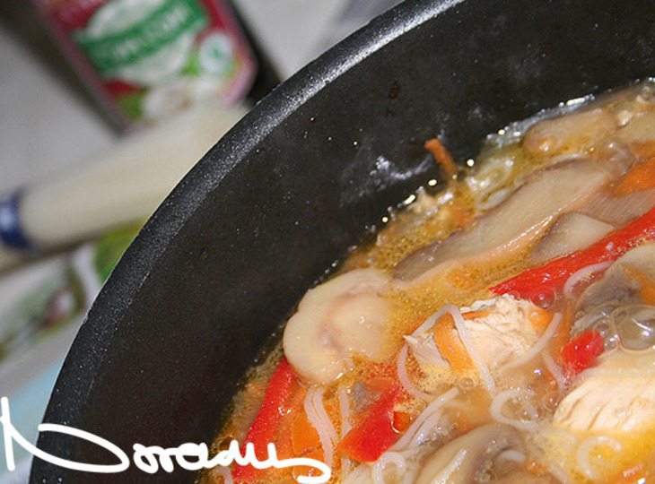 Китайский грибной суп с рисовой лапшой: шаг 2