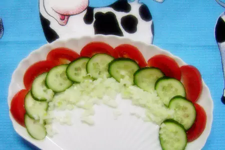 Салат- простой, но вкусный и красивый: шаг 3