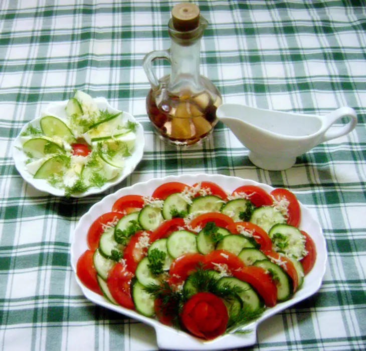 Салат- простой, но вкусный и красивый: шаг 4