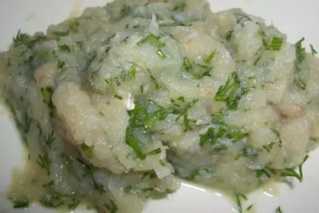 Суп с рыбными галками: шаг 1