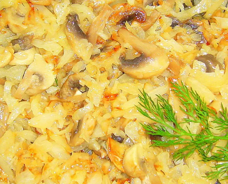 Капуста жареная с грибами: шаг 4