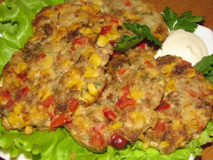 Погачице из тунца и кукурузы: шаг 1