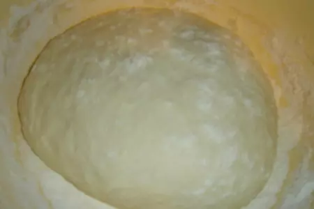 Тесто на пиццу без яиц и масла: шаг 4
