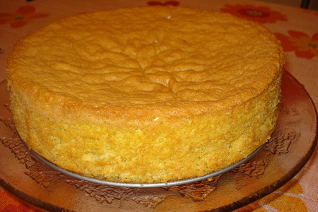 Нежный высокий ванильный бисквит для торта: шаг 3