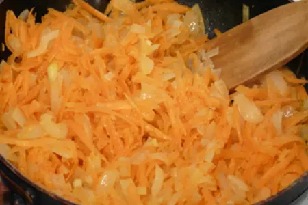 Рассольник из куриной голени с сыром "feta", в горшочке.: шаг 4