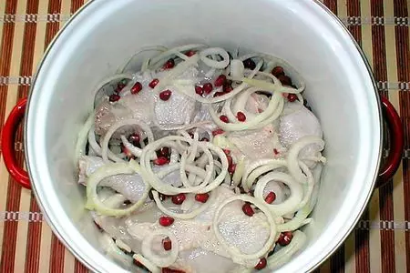 Курица  в  гранатовом  соусе: шаг 2