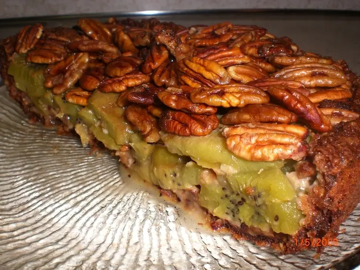 Овсяный пирог с киви и орехами: шаг 6