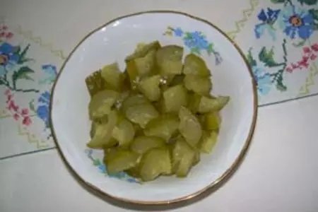 Рыба в соусе с корнишонами: шаг 3