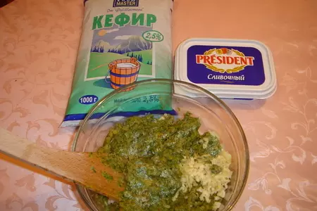 Печеночный торт  с сырно -кефирным кремом: шаг 3