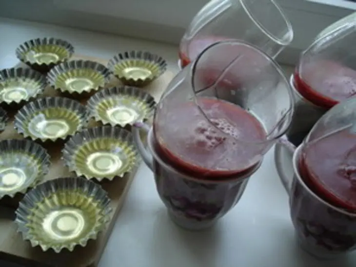 Желейное ассорти + банановый десерт: шаг 1